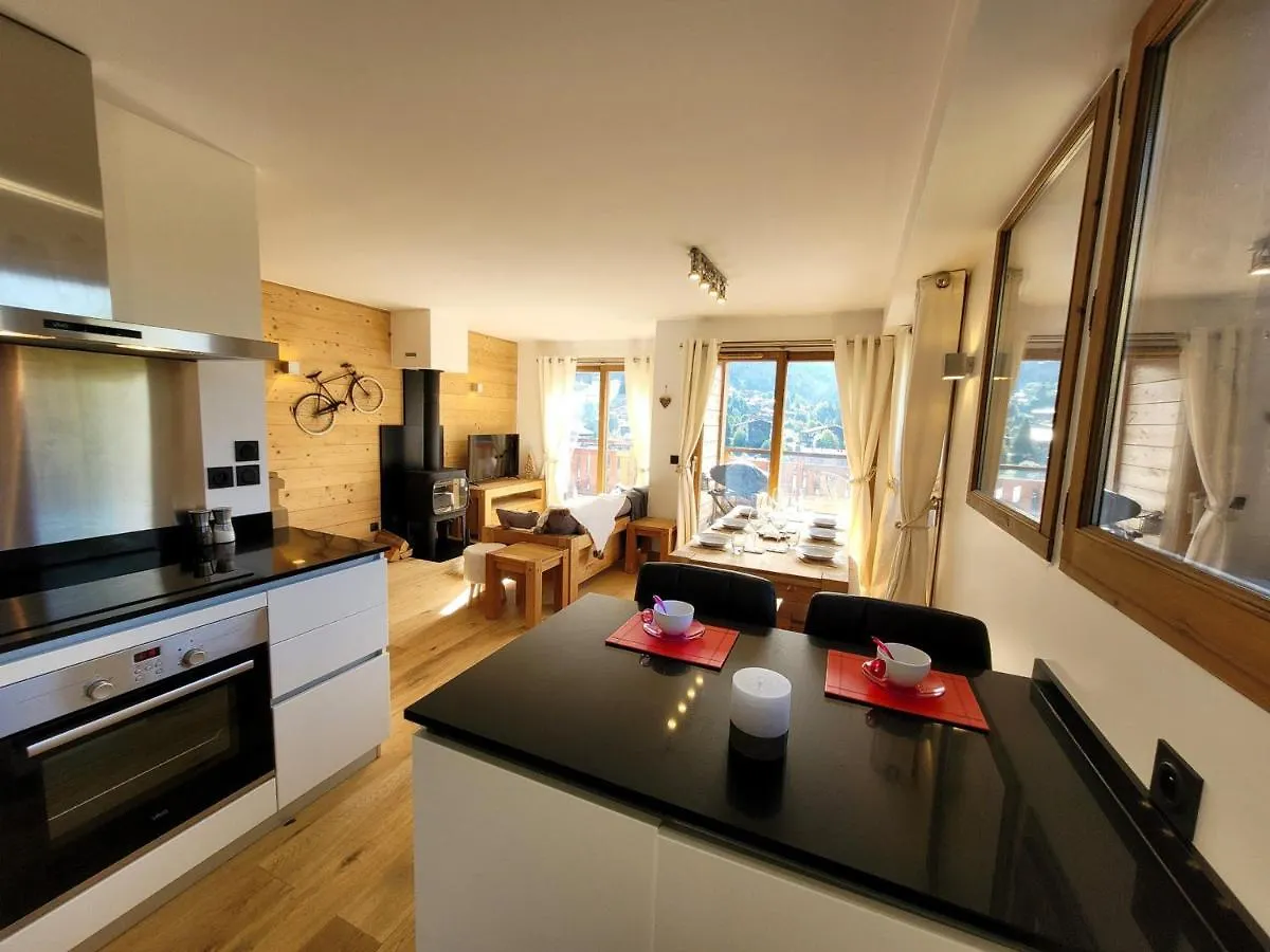 Triplex Lumineux 3 Chambres Doubles Proche Centre, Parking Et Balcon - Fr-1-598-155 Les Gets Apartment